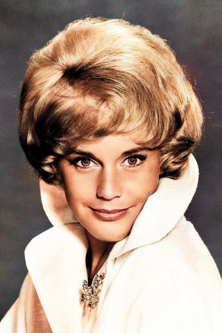 Maria Schell, photo 3 of 3