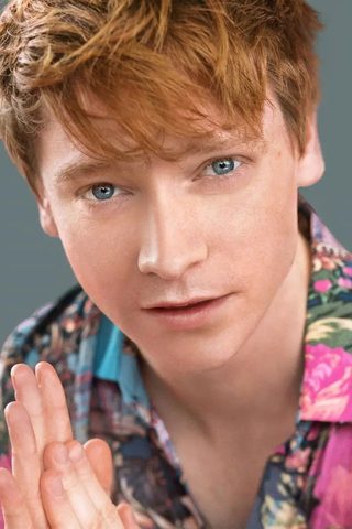 Calum Worthy, photo 2 of 3