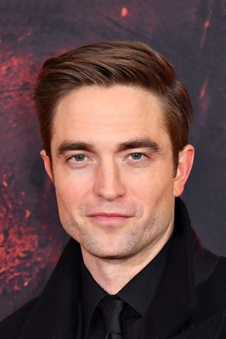 Robert Pattinson, photo 2 of 3