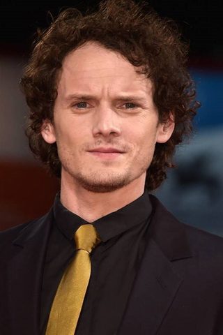 Anton Yelchin, photo 3 of 3