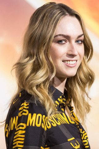 Jamie Clayton, photo 1 of 3
