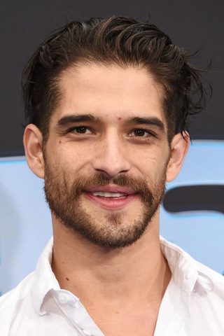 Tyler Posey, photo 1 of 3