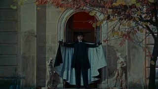 Murders in the Rue Morgue still 5
