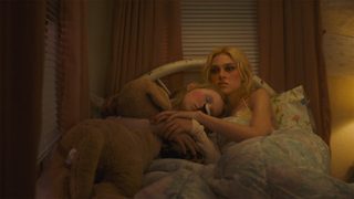Lola still 1