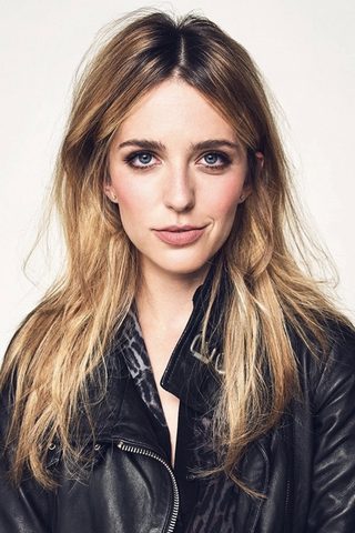 Jessica Rothe, photo 2 of 3