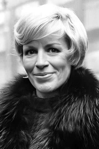 Yootha Joyce, photo 2 of 3