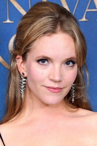 Tamzin Merchant, photo 2 of 3