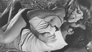Mad Doctor of Blood Island still 5