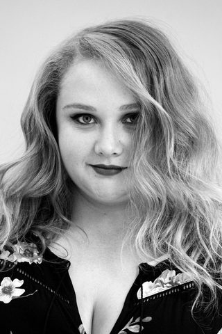 Danielle Macdonald, photo 1 of 3