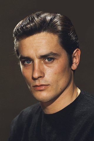 Alain Delon, photo 1 of 3