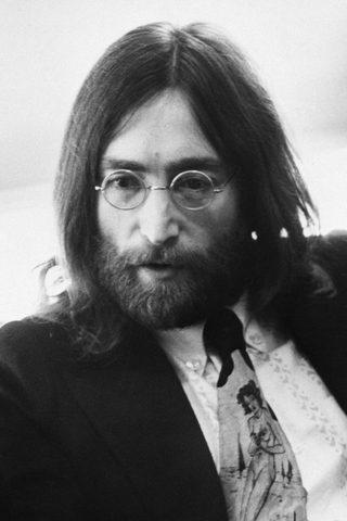 John Lennon, photo 2 of 3