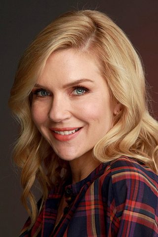 Rhea Seehorn, photo 2 of 3