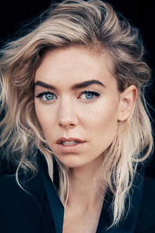 Vanessa Kirby, photo 1 of 3