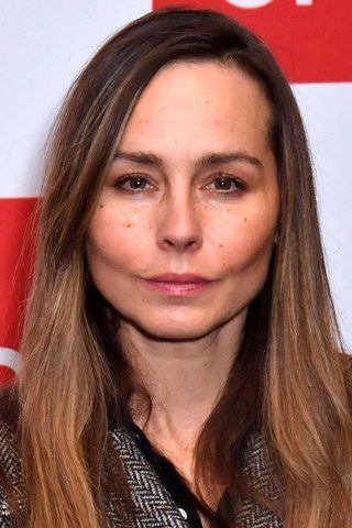 Tara Fitzgerald, photo 3 of 3