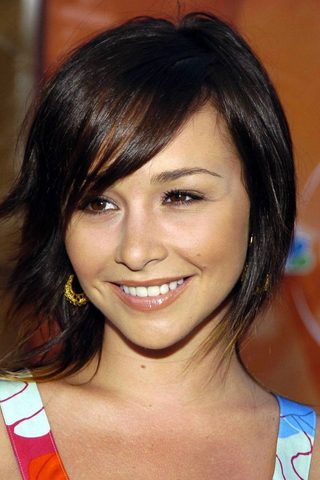 Danielle Harris, photo 2 of 3