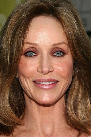 Tanya Roberts, photo 3 of 3