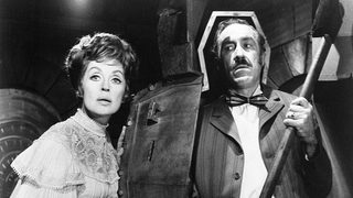 Murders in the Rue Morgue still 7
