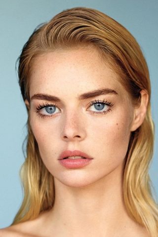 Samara Weaving, photo 1 of 3