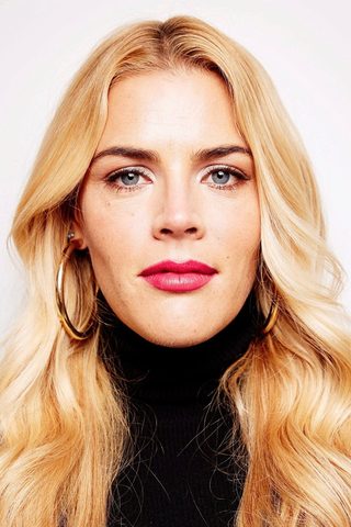 Busy Philipps, photo 2 of 3