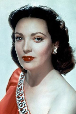 Linda Darnell, photo 3 of 3