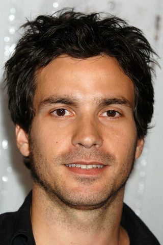 Santiago Cabrera, photo 1 of 3