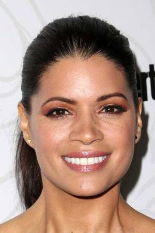 Andrea Navedo, photo 3 of 3