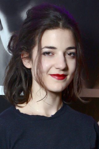 Esther Garrel, photo 3 of 3