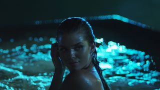 Gutshot Straight still 3