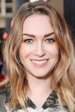 Jamie Clayton, photo 2 of 3