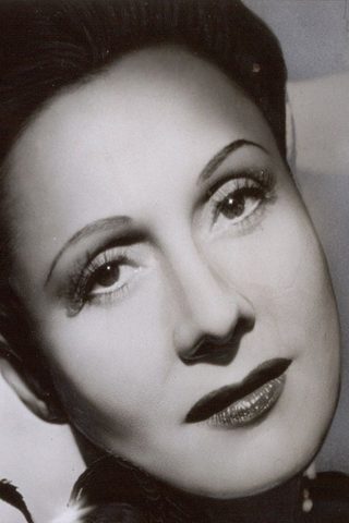 Arletty, photo 1 of 3