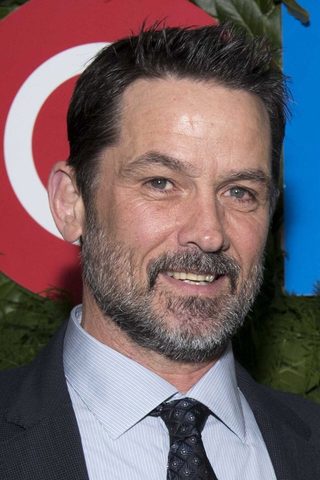 Billy Campbell, photo 3 of 3