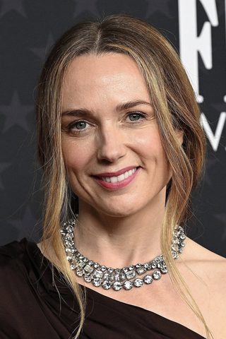 Kerry Condon, photo 2 of 3