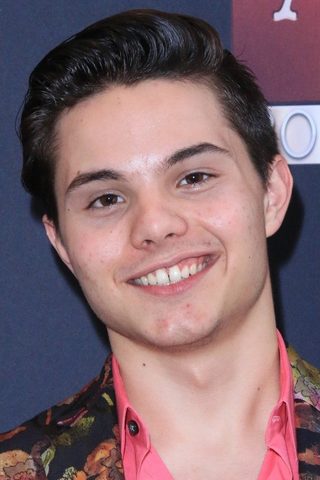 Zach Callison, photo 2 of 3