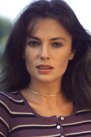 Jacqueline Bisset, photo 2 of 3