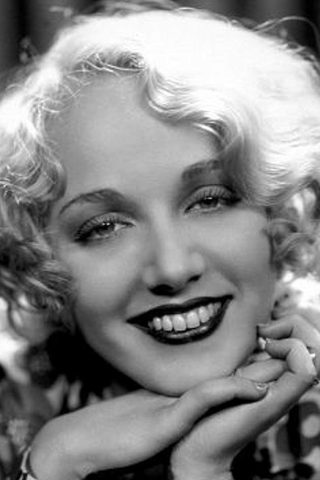 Leila Hyams, photo 2 of 3