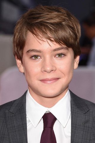 Judah Lewis, photo 1 of 3