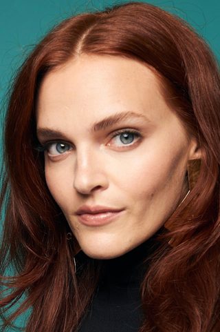 Madeline Brewer, photo 2 of 3