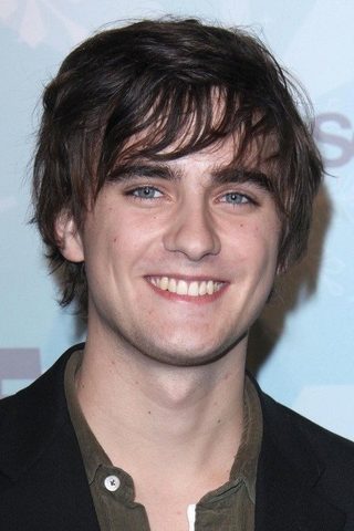 Landon Liboiron, photo 2 of 3