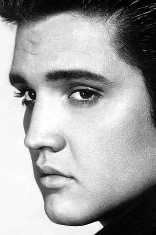Elvis Presley, photo 2 of 3