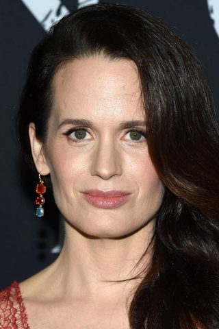 Elizabeth Reaser, photo 1 of 3