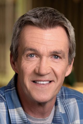 Neil Flynn, photo 3 of 3