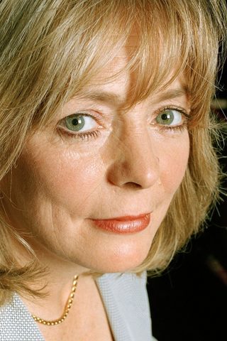 Alison Steadman, photo 3 of 3