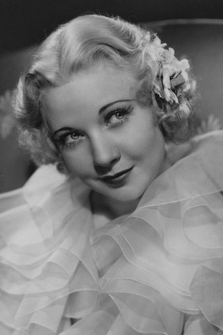 Una Merkel, photo 2 of 3