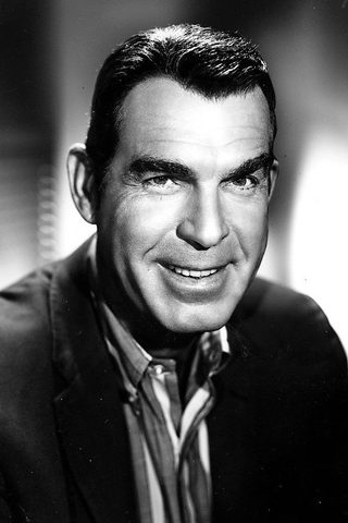 Fred MacMurray, photo 3 of 3