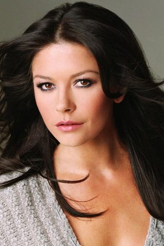 Catherine Zeta-Jones, photo 2 of 3