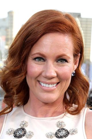 Elisa Donovan, photo 3 of 3