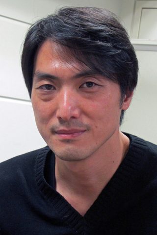 Takehiro Hira, photo 1 of 3