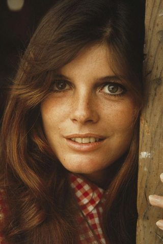 Katharine Ross, photo 3 of 3