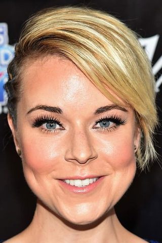 Tina Majorino, photo 2 of 3