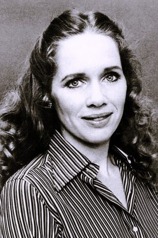 Liv Ullmann, photo 2 of 3